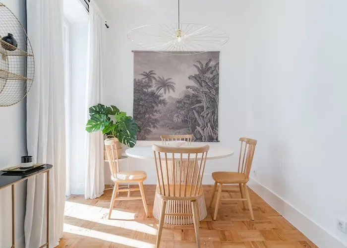 Casa Boma - Spacious And Contemporary - Campo Ii Apartment